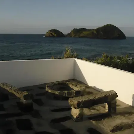 Vista Do Ilheu Vila Franca do Campo